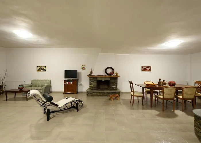 Escape In Melissochori Melissochórion