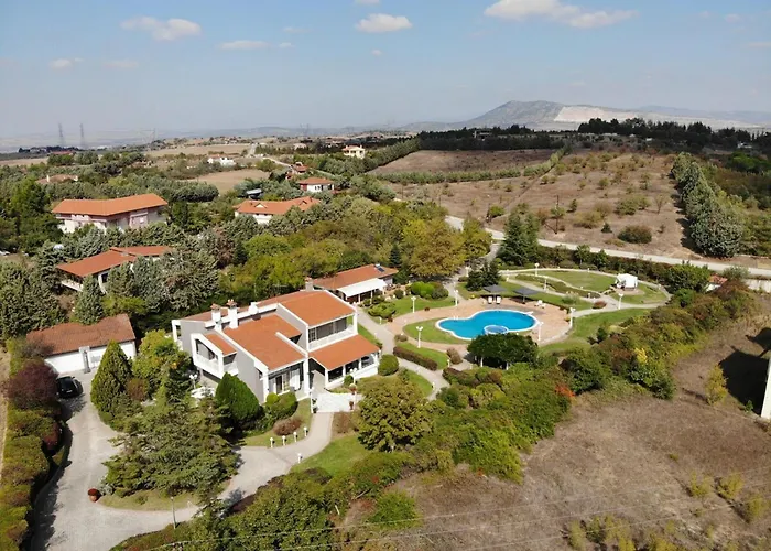 Escape In Melissochori