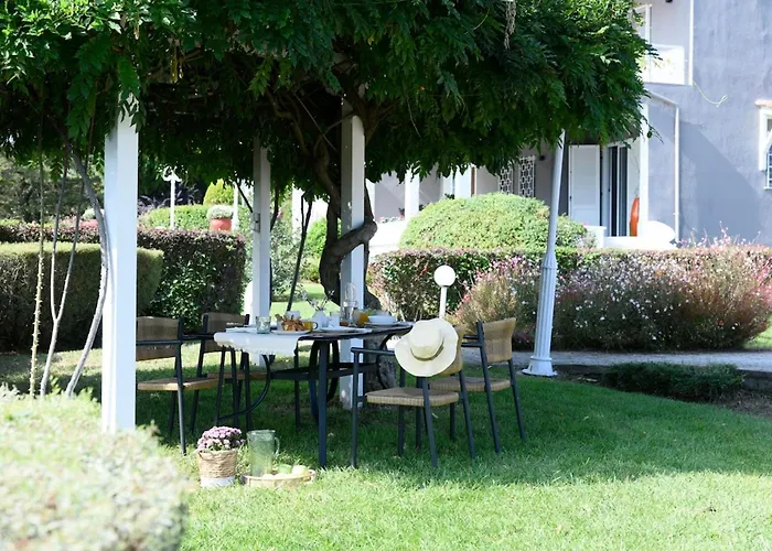 Escape In Melissochori Melissochórion